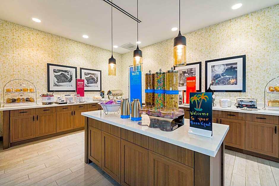 Hampton Inn By Hilton & Suites Miami Midtown, FL