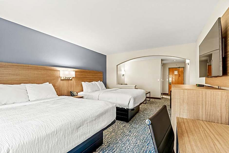 Quality Inn & Suites On The River