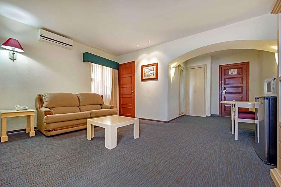 Quality Inn Aguascalientes