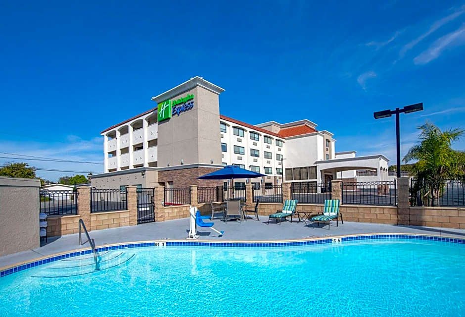 Holiday Inn Express San Diego South - National City By IHG