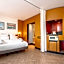 B&B HOTEL Calais Terminal Cité Europe 4 étoiles