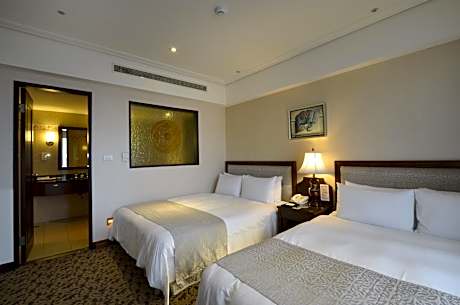 Deluxe Family Room