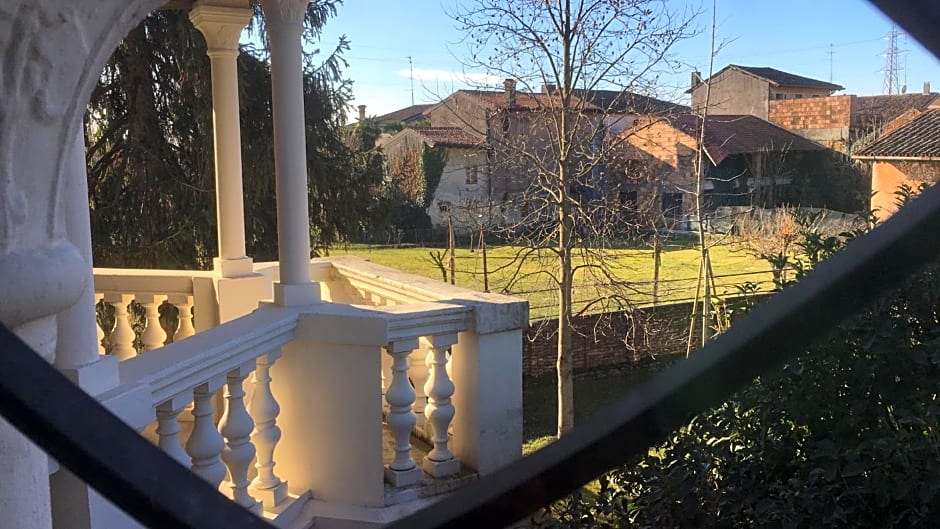 B&B Ernestine Family Home