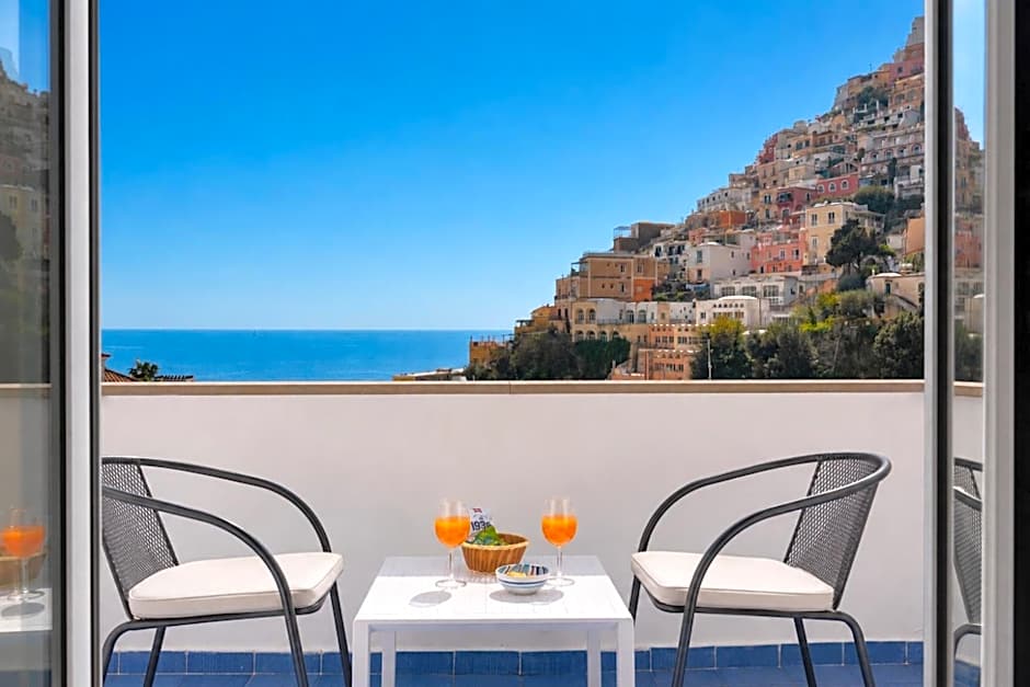 Hotel Bougainville