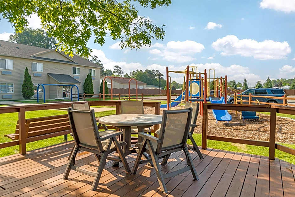 Best Western Lakewinds