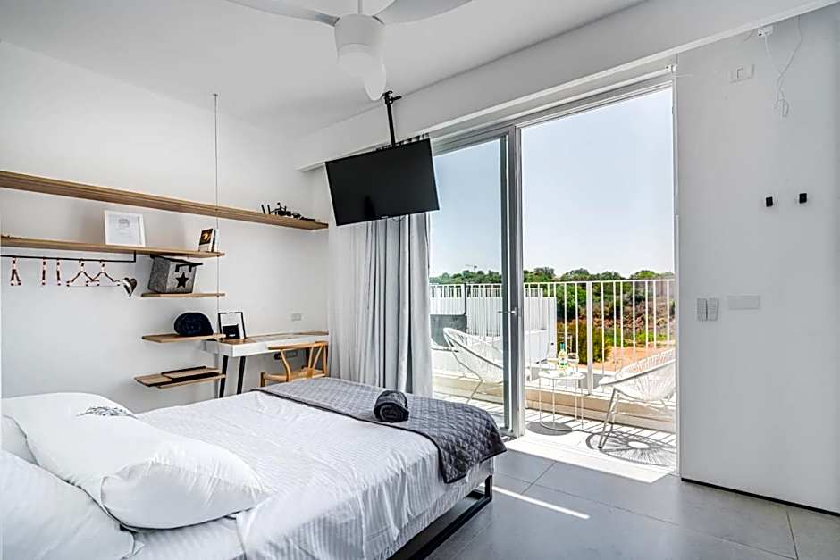 Danielle boutique suite