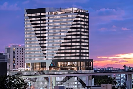 AC Hotel By Marriott Miami Brickell