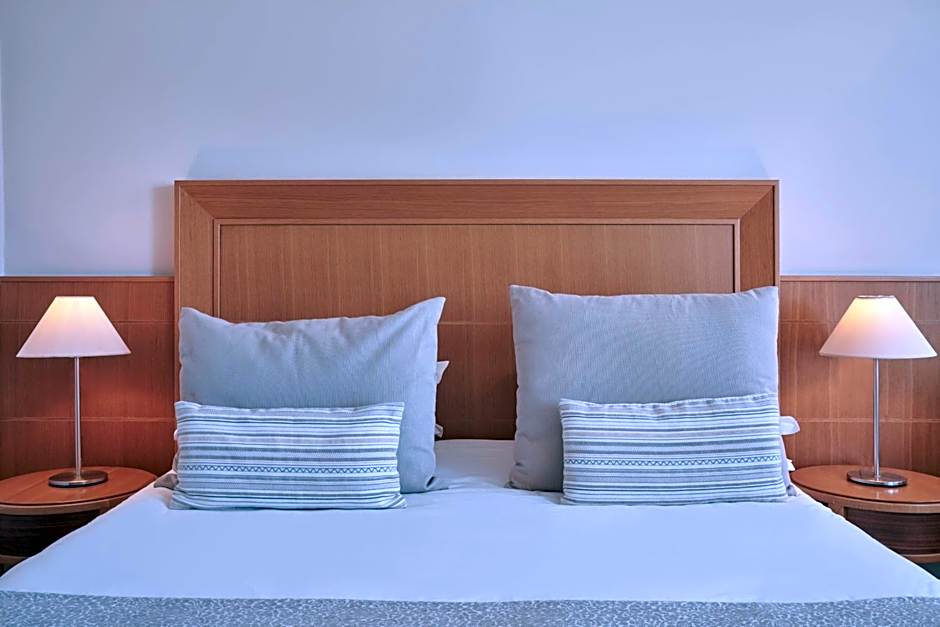 Atlantica Oasis Hotel