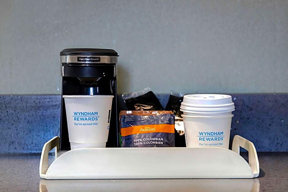 Days Inn by Wyndham Whitecourt