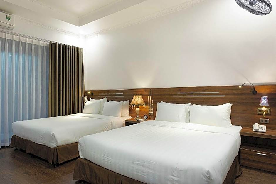 RIO HOTEL
