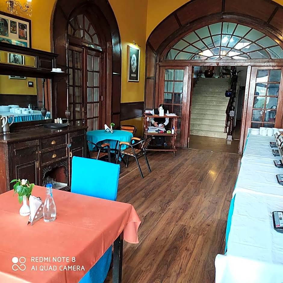 The Palace Belvedere Hotel