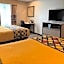 Super 8 by Wyndham Frankfort IN