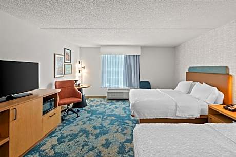 2 Queen Beds Nonsmoking