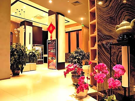 Jinjiang Inn Select Puer Zhenxing Avenue