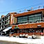 Goodstay White Cabin Pension