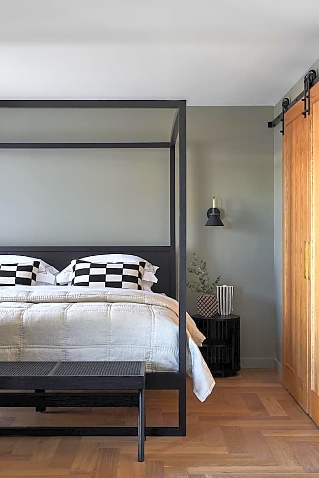 Central Caleula Motor Lodge