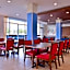 Holiday Inn Express and Suites - Mall of America - MSP Airport By IHG