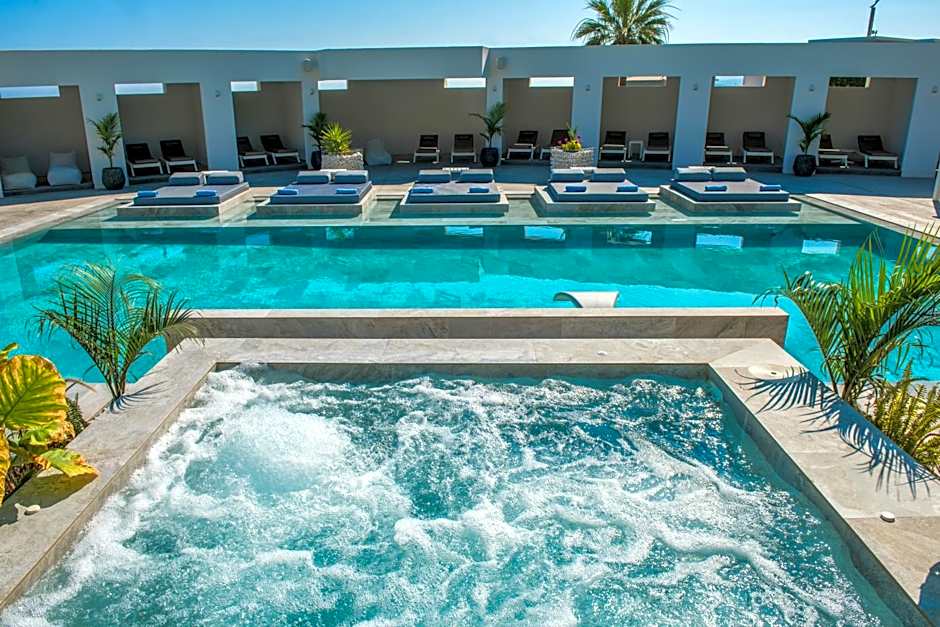 Hotel Matheo Villas & Suites