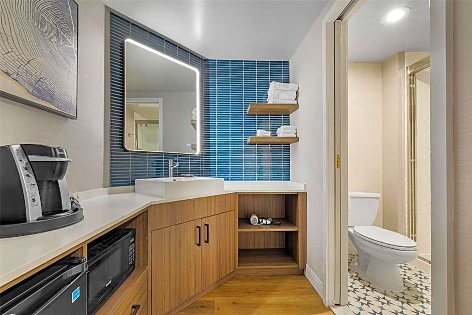 Best Western Potsdam University Park Inn