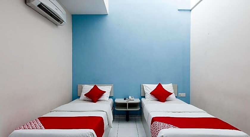 Super OYO 1163 Hotel Pulai