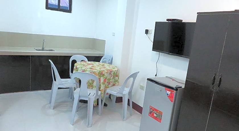 Nanette's Tourist Inn