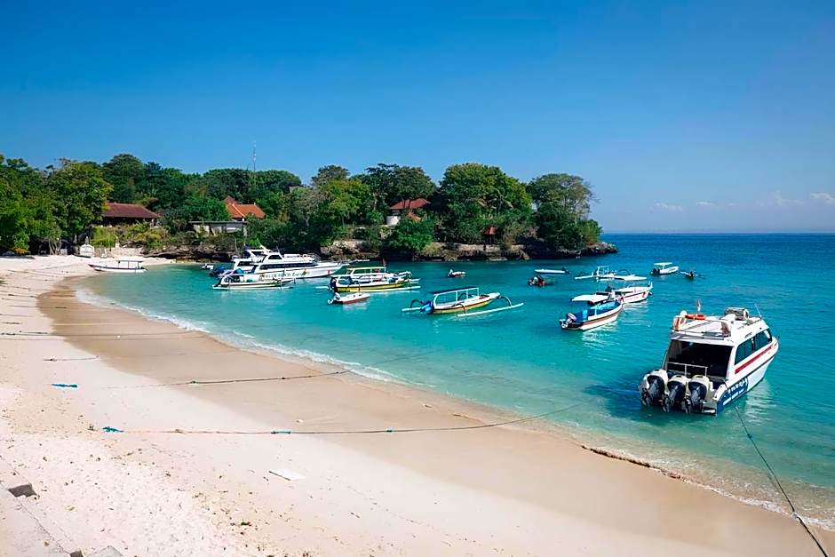 Bale Gede Lembongan