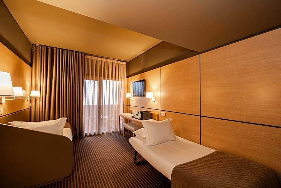 Axis Vermar Conference & Beach Hotel