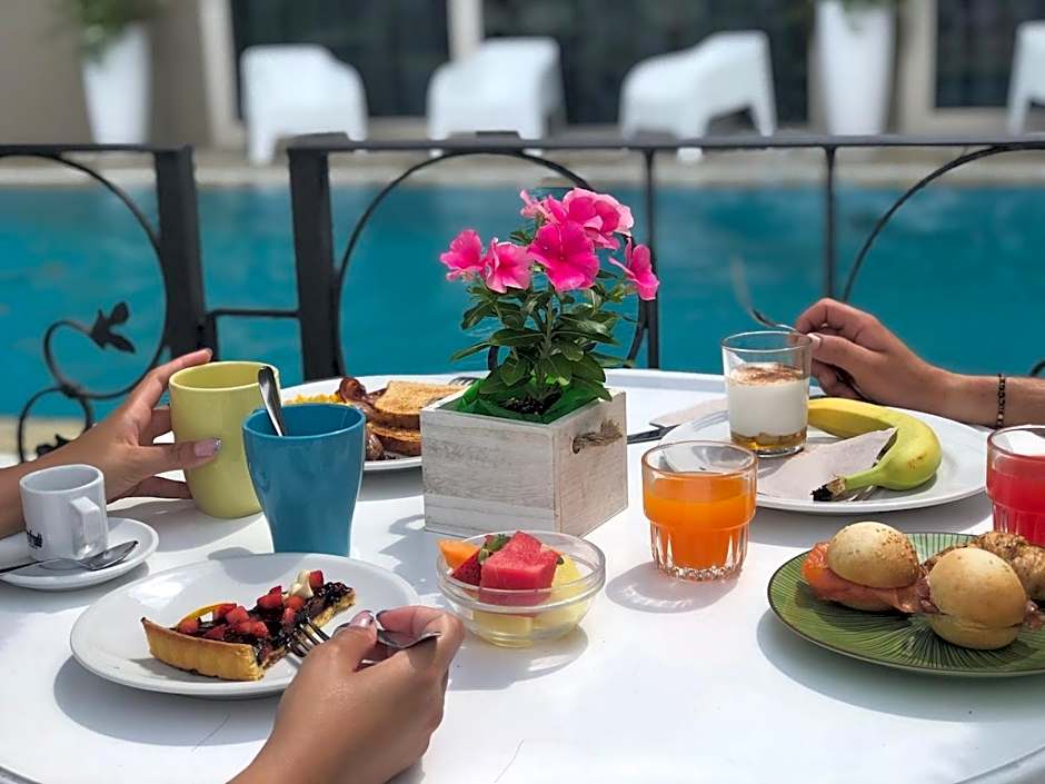 Hotel Liberty Beach - Parking & Beach