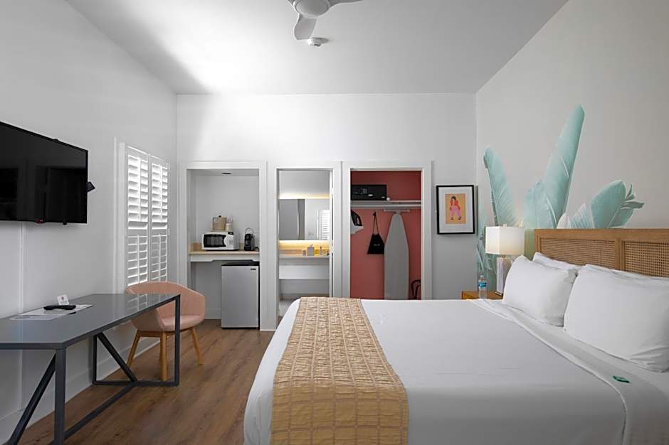 Paradise Inn