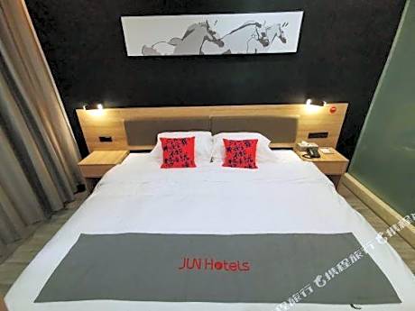 Jun Hotels(Huangpu driving school store, Gaogang, Taizhou)