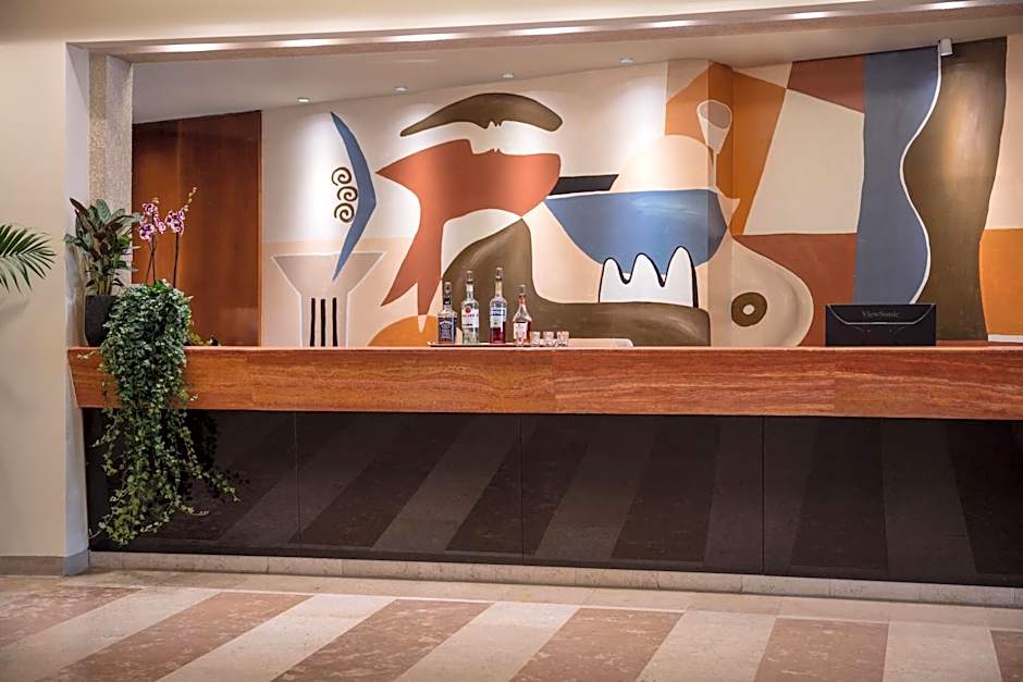 Dan Accadia Herzliya Hotel