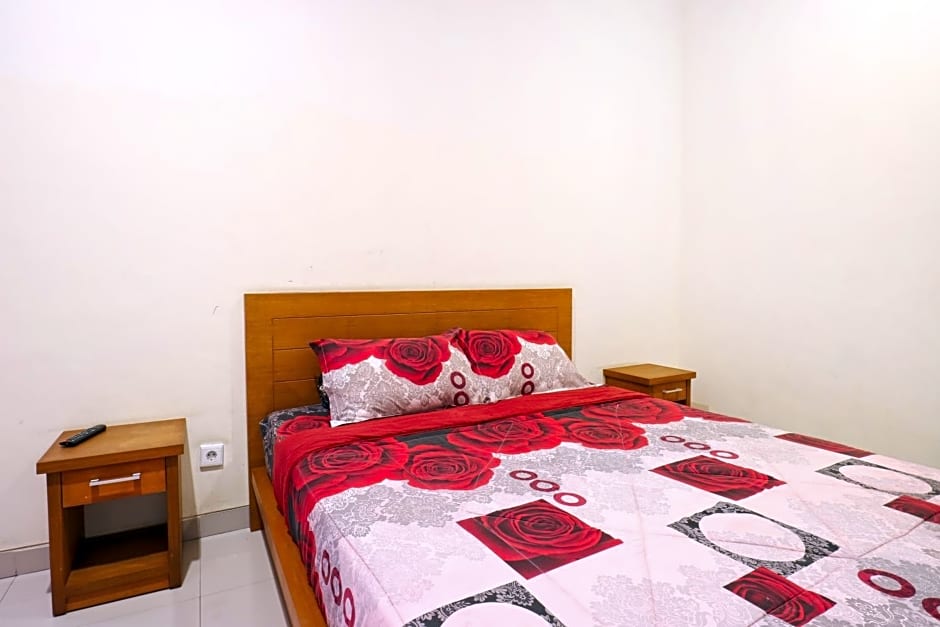 Hotel Mawar II