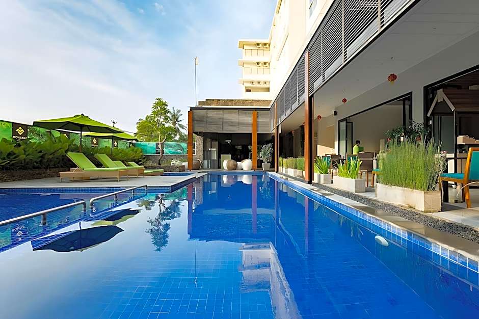 Montana Premier Senggigi