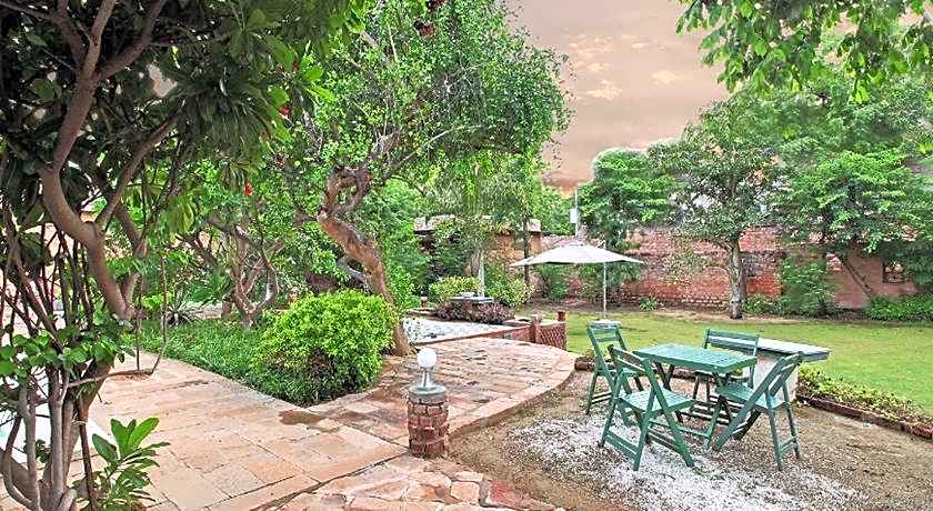 Hotel Inn Season – Art Deco Heritage Hotel in Jodhpur