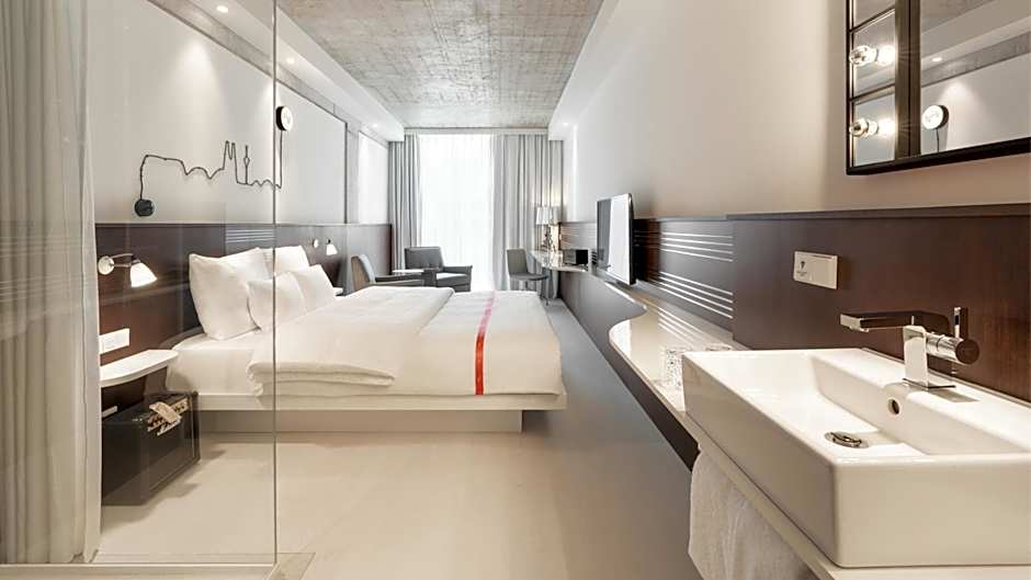 Ruby Ella Hotel Cologne By IHG