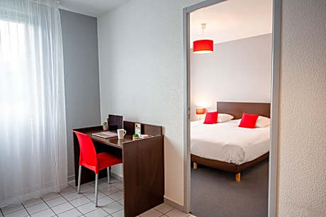 One Bedroom Apartment