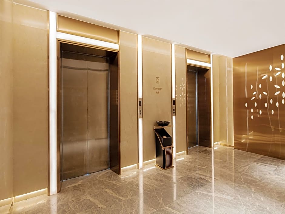 Lavande Hotel Yueyang County Fuya