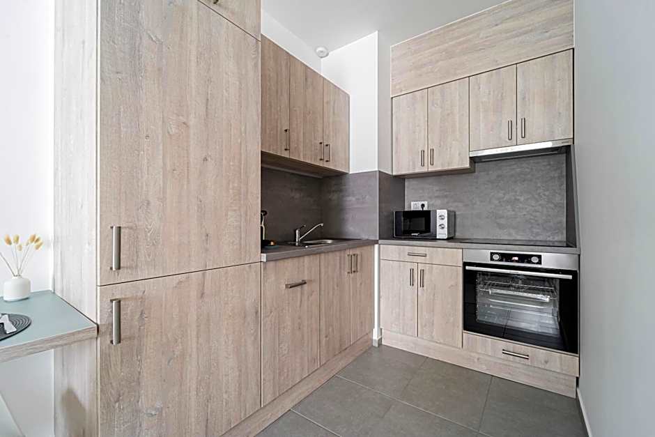 WestSide Garden Apartments by FirstHost