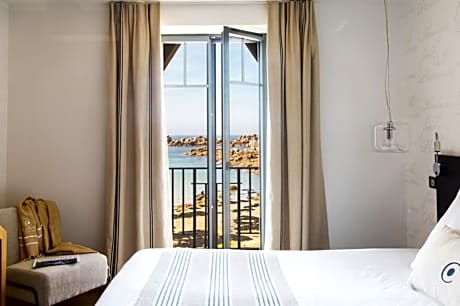 Premium Double Room with Balcony and Sea View