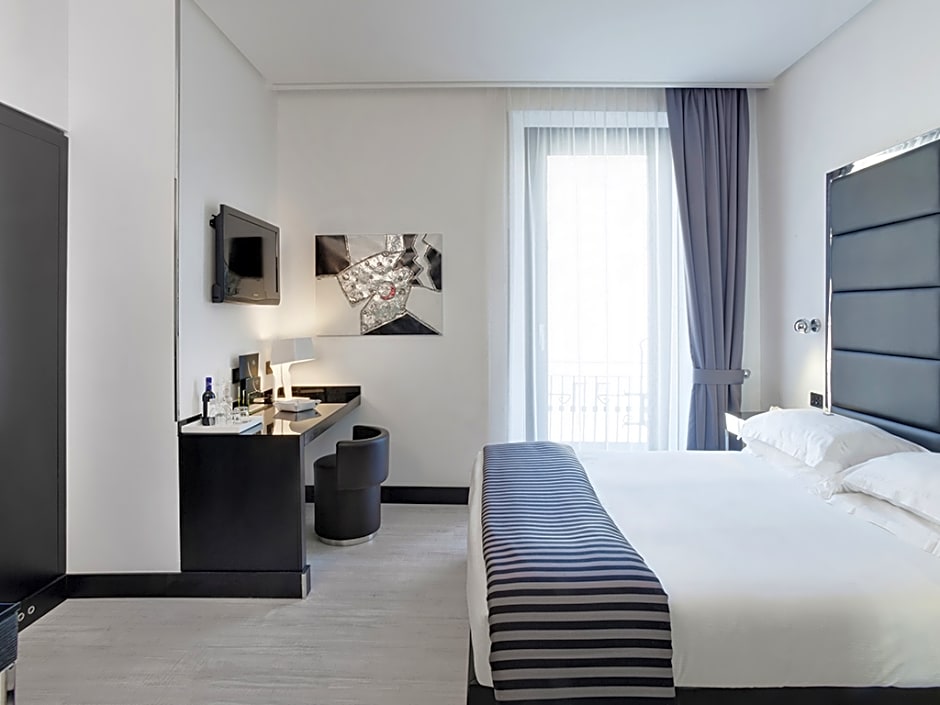 LHP Hotel Napoleon