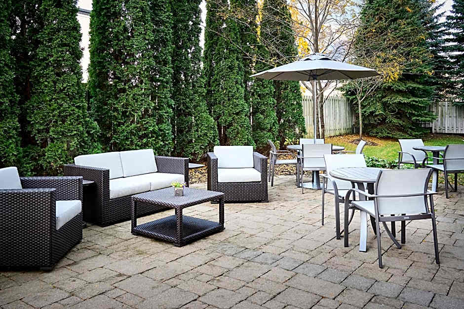 Holiday Inn Express & Suites Kitchener Southeast By IHG