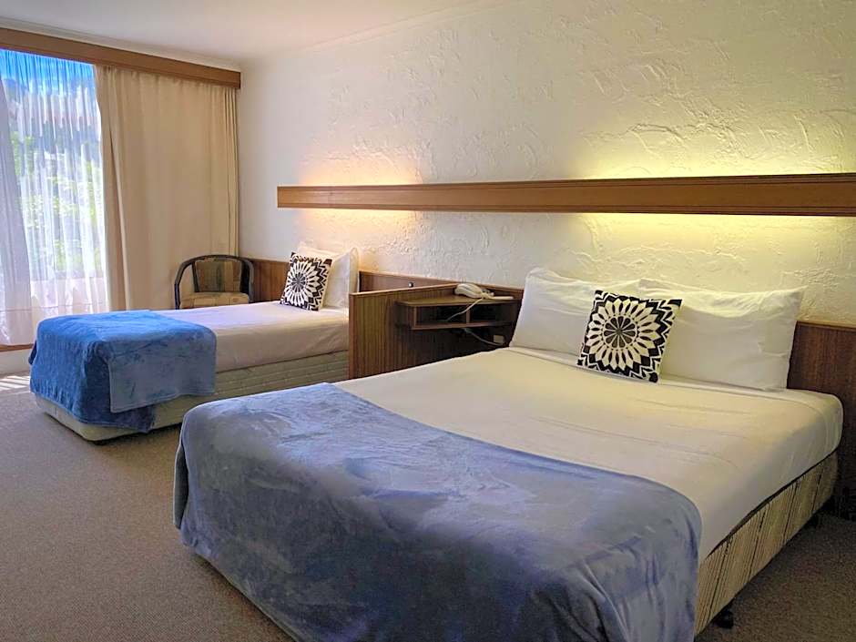 West Coaster Motel