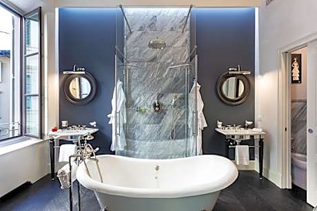 Corte Calzaiuoli Elegant Suites