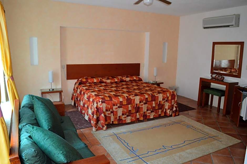 Hotel La Rienda Mision Tequillan