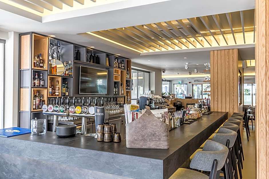 Liquid Hotel Apartments