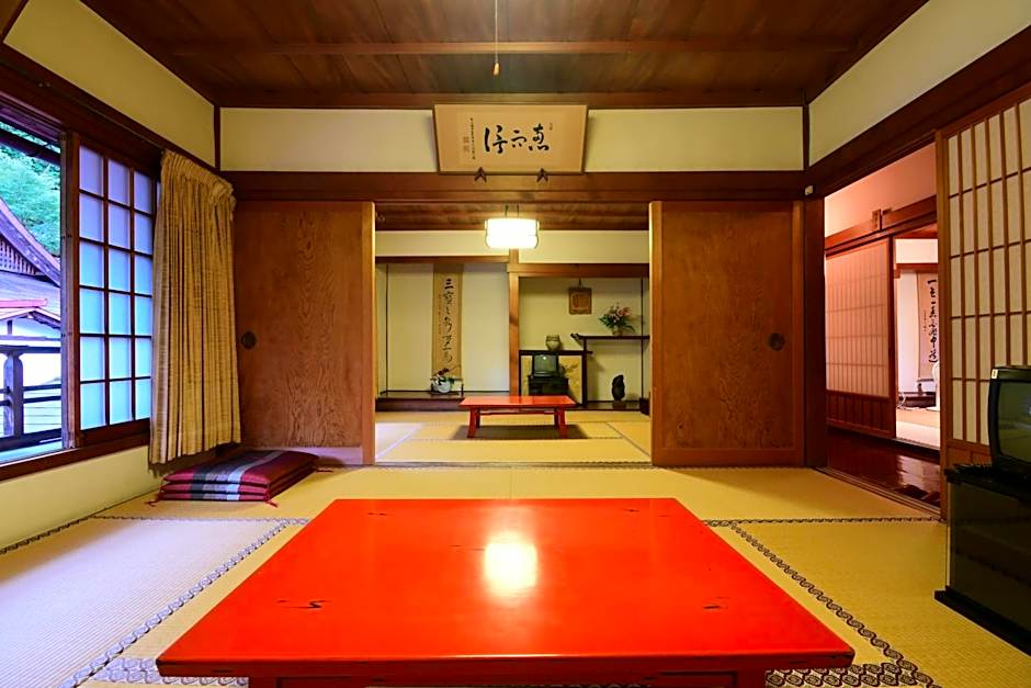 高野山 宿坊 大明王院 -Koyasan Shukubo Daimyououin-