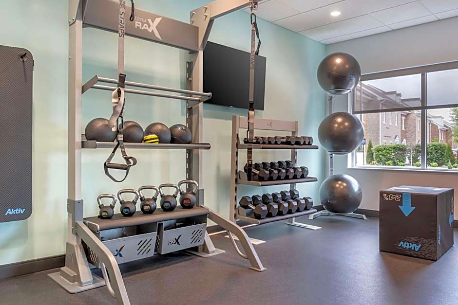 Tru by Hilton Lexington Hamburg