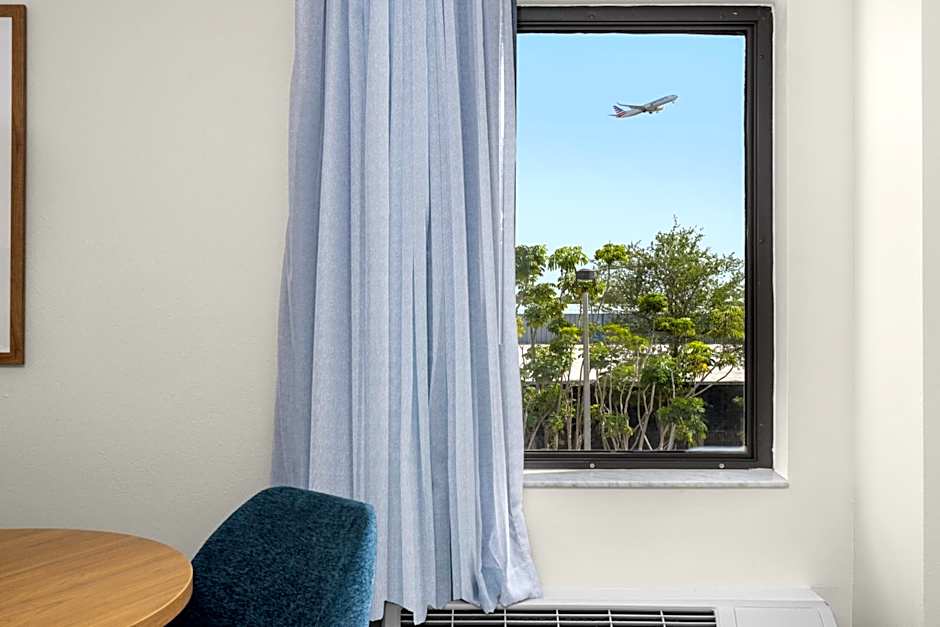 Hampton Inn By Hilton Miami-Airport West