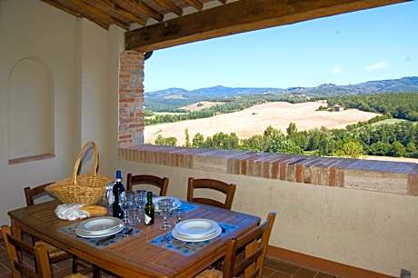 Four-Bedroom Apartment with Terrace