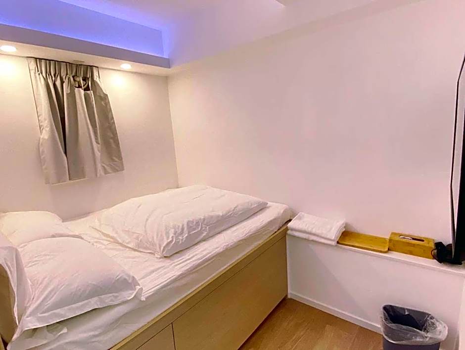 T A B Hotel